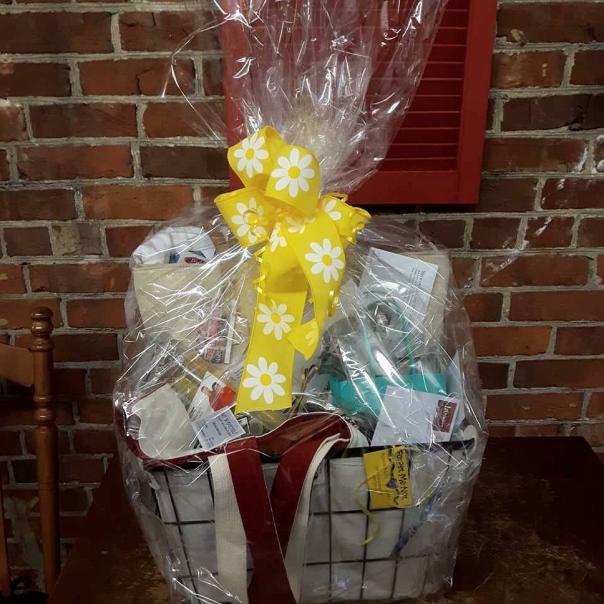 2018 CHAMBER MOTHER'S DAY BASKET